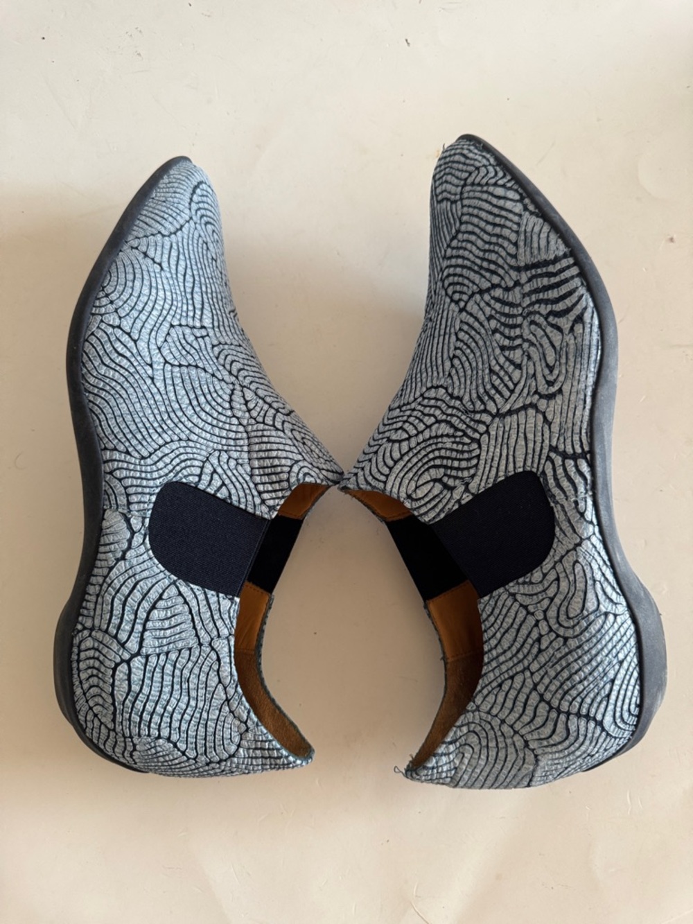 John Fluevog Womens Power-up Harmony Blue Embossed Sporty Chelsea Shoes size 8.5 - Picture 7 of 10